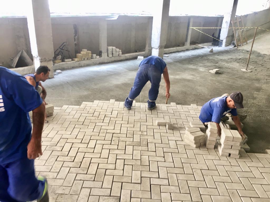 Piso intertravado Pace Pisos e Pedras